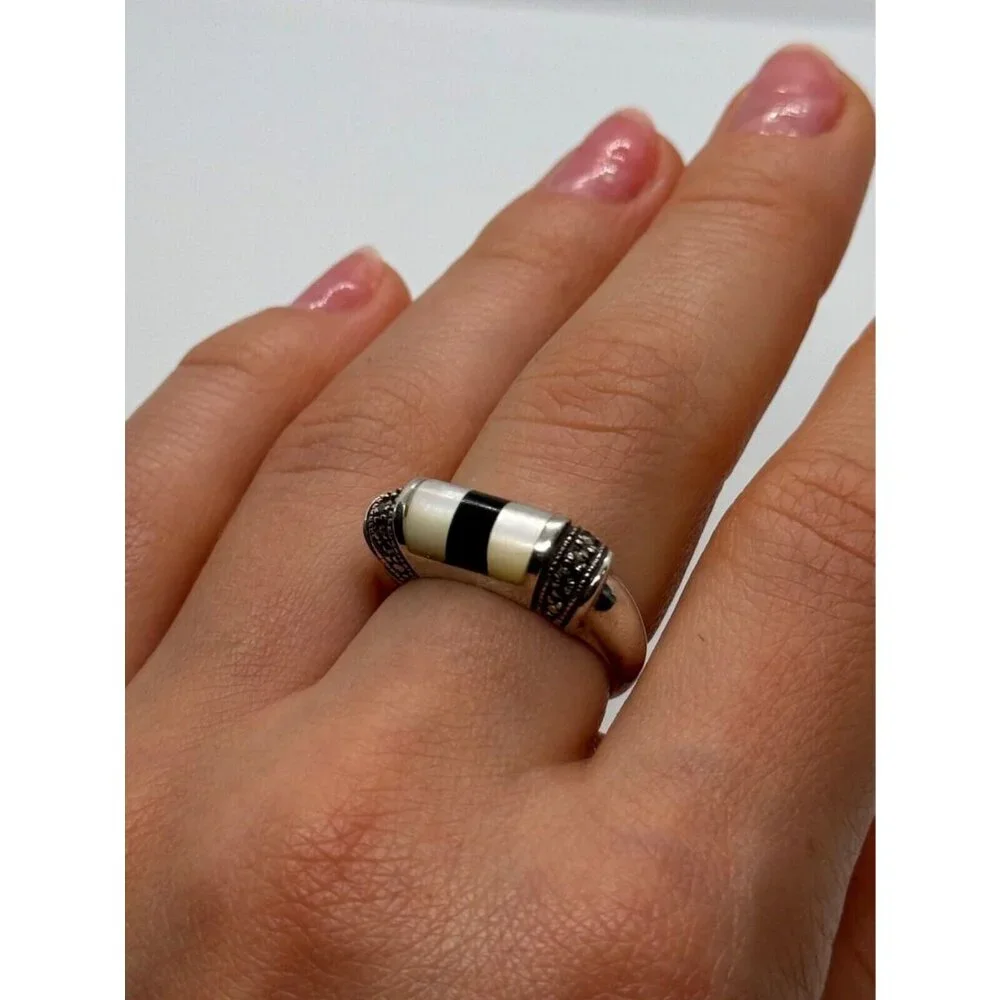 925 STERLING SILVER ABALONE, ENAMEL & MARCASITE RING SIZE 7